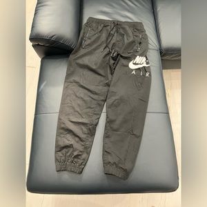 Nike Air Wind Pant Jogger